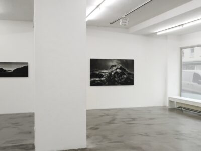 Ausstellungsansichten – Peter Schlör. Light Fall