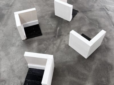 On View: Ulrike Kötz / Peter Schlör – Ein Dach, vier Wände